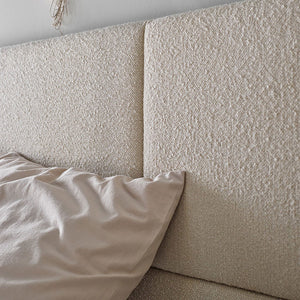 Тапицирано легло с крака Geometric 180x200 I Флор Декор