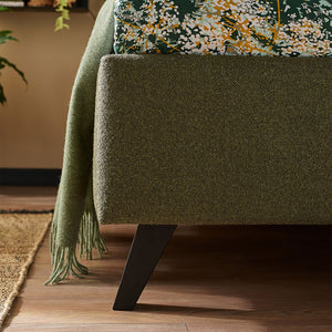 Тапицирано легло с крака Geometric 180x200 I Флор Декор