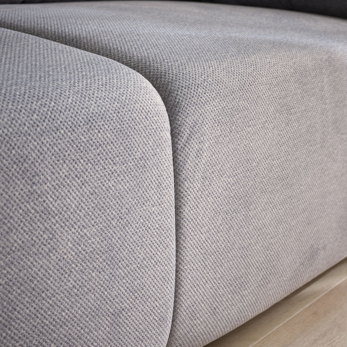 Триместен диван Auro