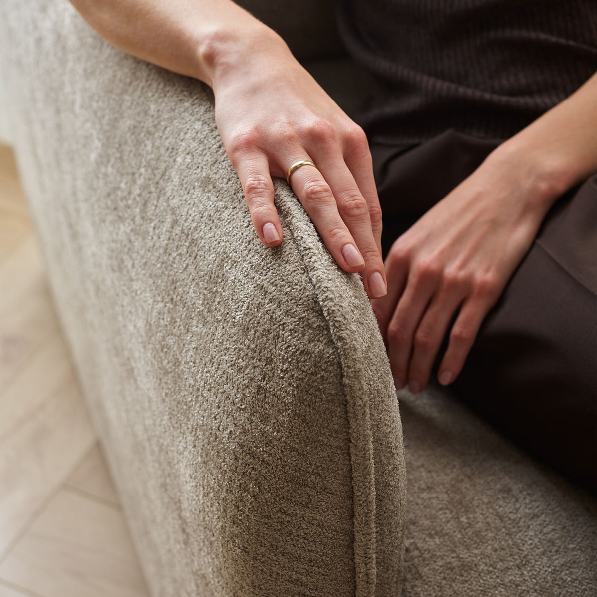 Триместен диван Nommi