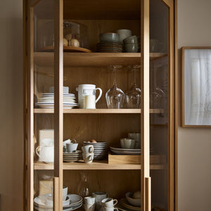 Двукрила витрина Well