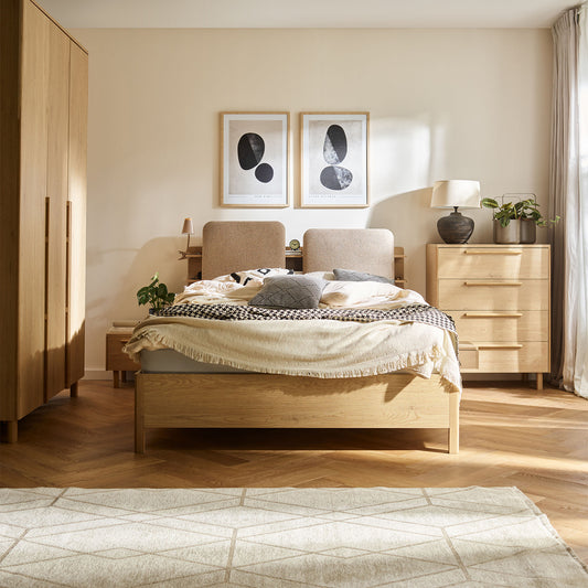 Легло с рафтове Well