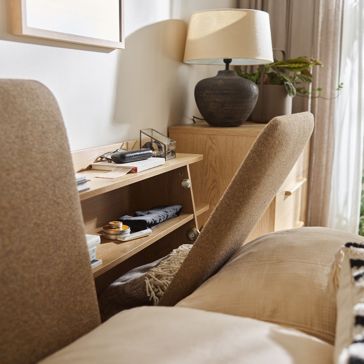 Легло с рафтове Well