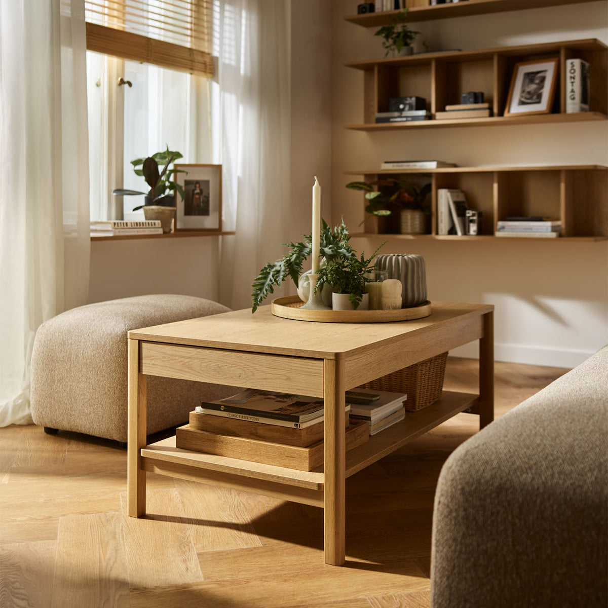 Правоъгълна холна маса с чекмедже Well