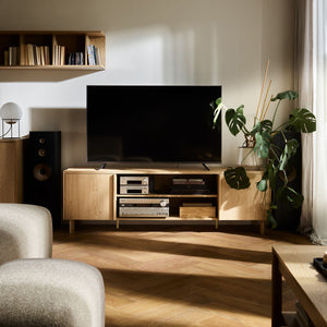 Широк шкаф за телевизор Well