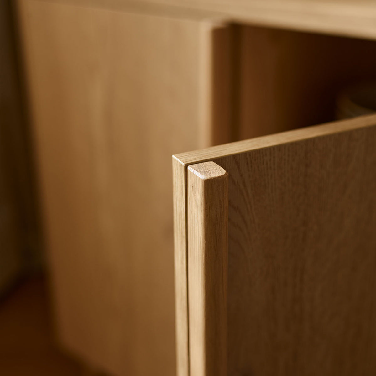 Двукрилен скрин Well