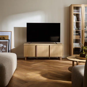 Тесен шкаф за телевизор Well