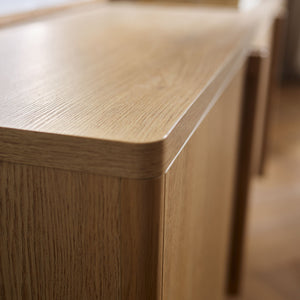 Тесен шкаф за телевизор Well