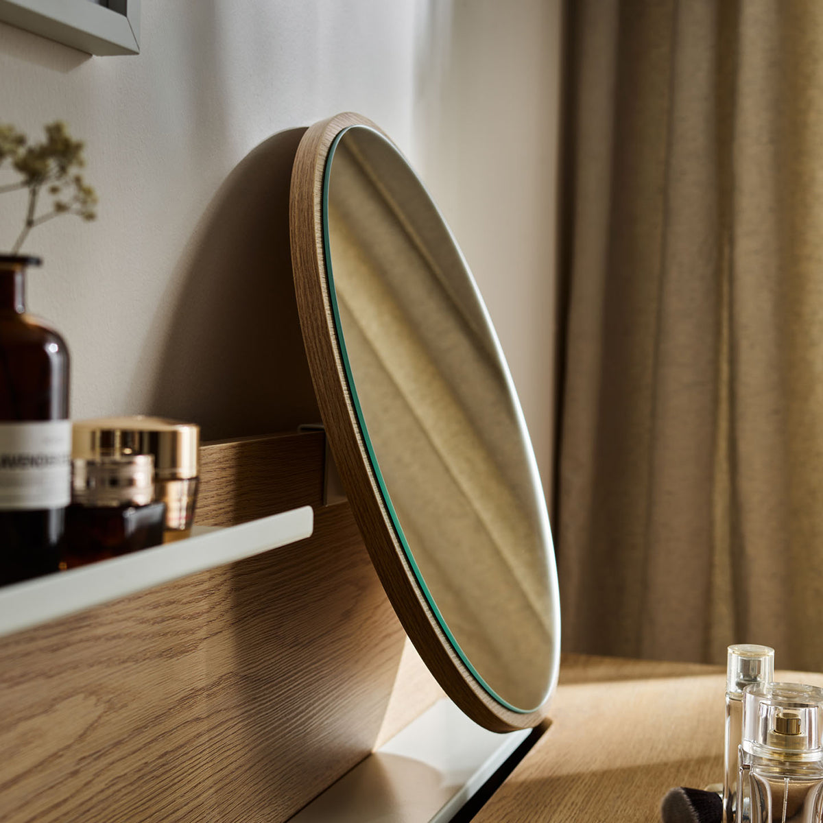 Тоалетка Well