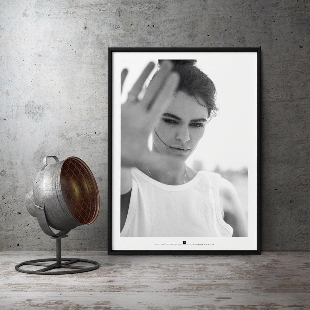 Постер "Stop-I" на Monochrome Hub Gallery от Флор Декор