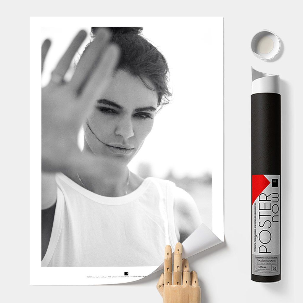 Постер "Stop-I" на Monochrome Hub Gallery от Флор Декор