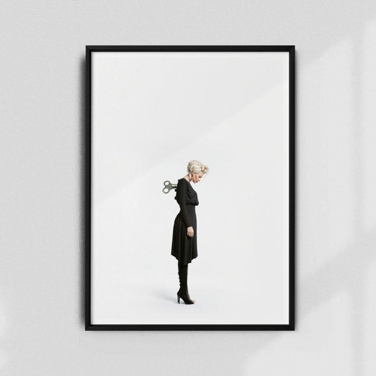 Постер "Living doll-I" на Monochrome Hub Gallery от Флор Декор